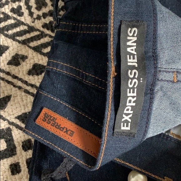 dark Jean wash - Picture 2 of 3